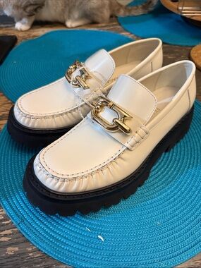 New women’s Ferragamo White Leather Chunky Loafers with Gold Chain-Ivory color